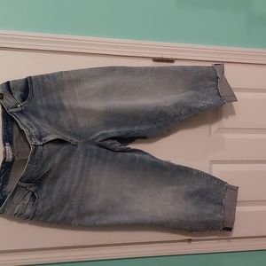 Torrid Size 30 Cropped Jeans